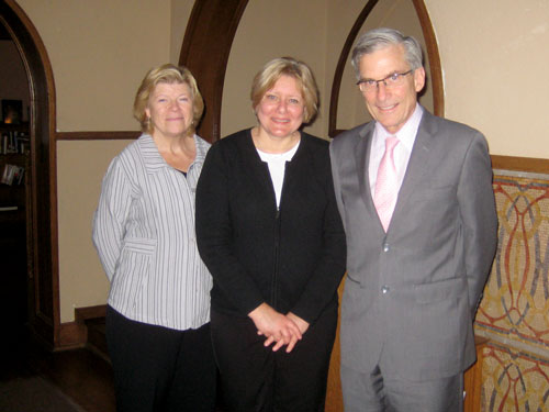 Carolyn-Garrett-Pauline-Saliga-NEH-Chairman-William-Adams