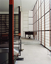 Maison de Verre interior